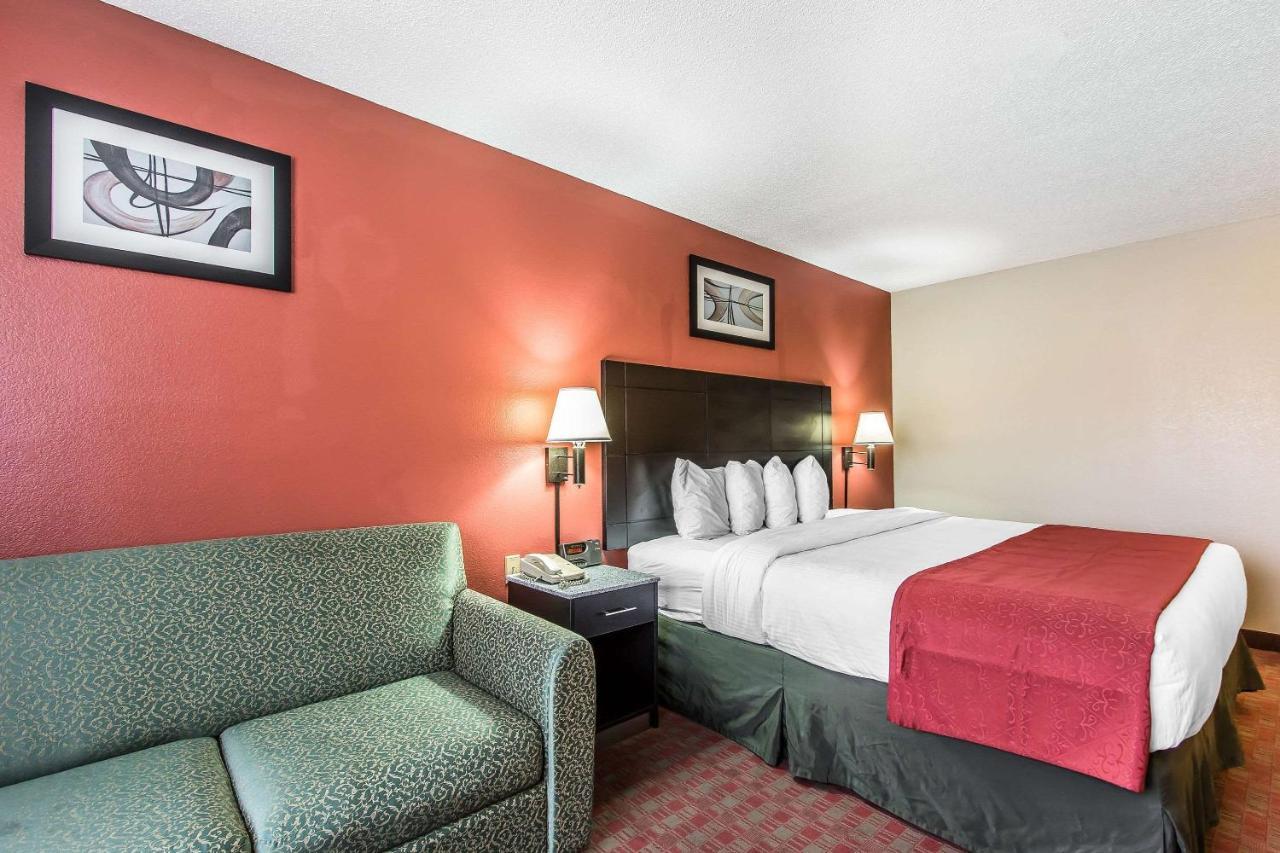 Quality Inn & Suites La Vergne Bagian luar foto